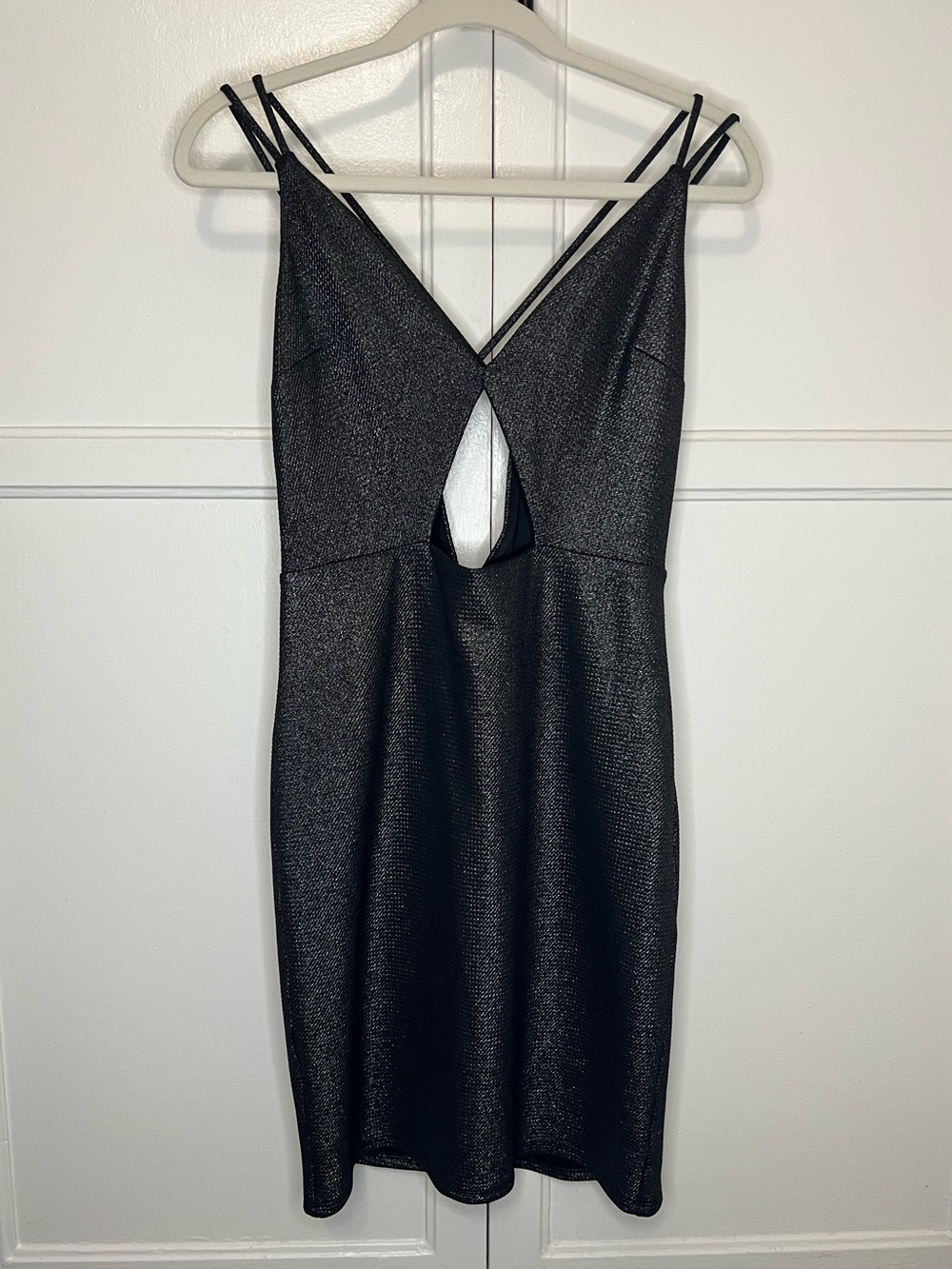 Express Women’s Black Metallic Cut-Out Mini Sheath Dress | Size: 6